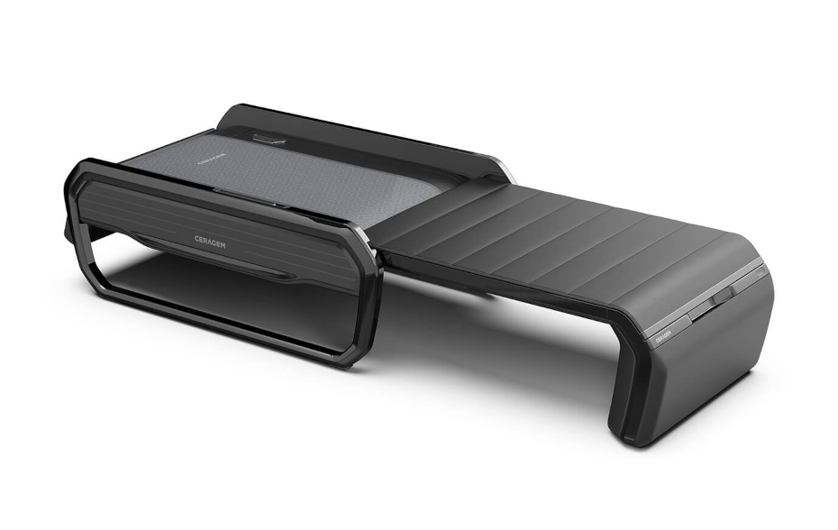 masterv6-product-930x588-schwarz